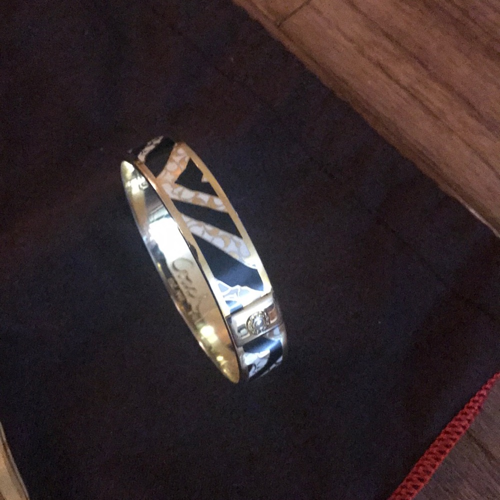 Coach signature silk scarf and signature bracelet - Picture 3 of 3